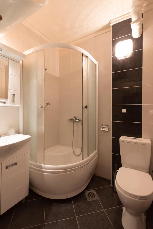 Apartman 22 Belgrado Esterno foto