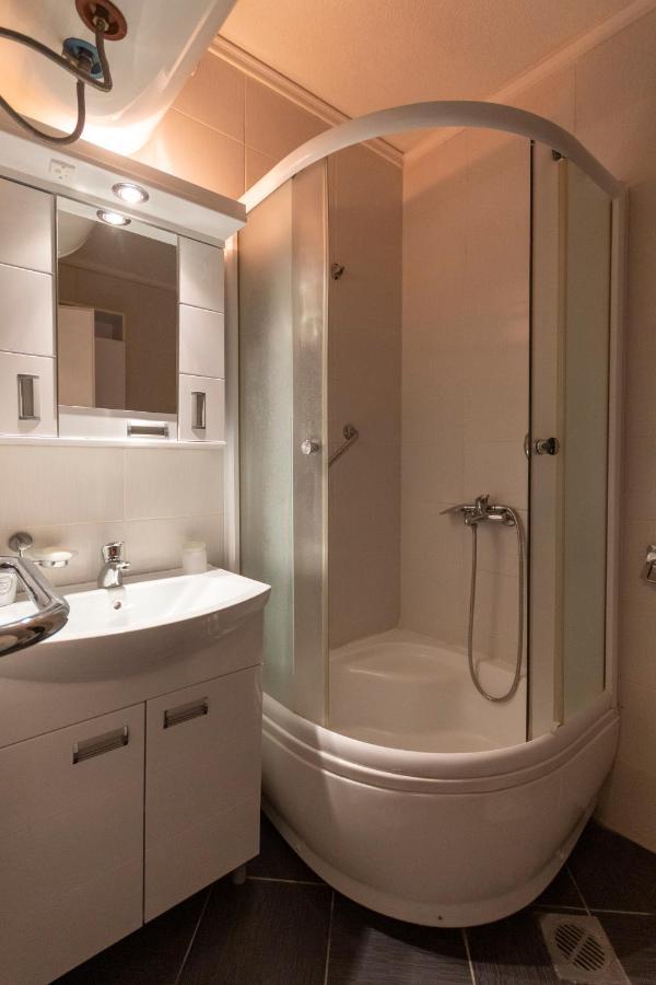 Apartman 22 Belgrado Esterno foto